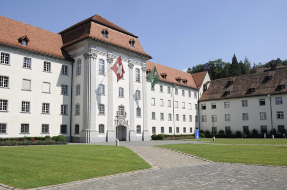 Regierungsgebäude Sommer 2