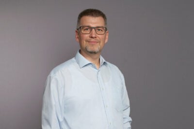 18 CSI Consulting 2 A Grommek 106363 P F Web